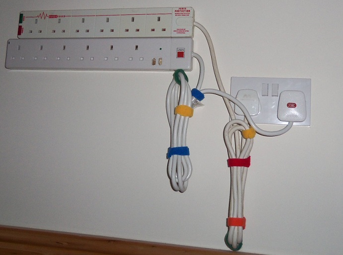Nice n tidy plug extension!.JPG